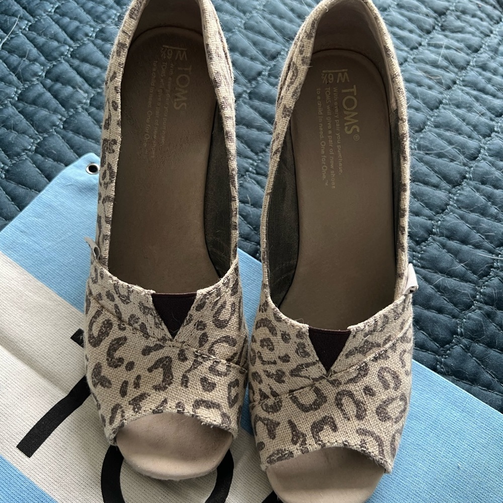 Toms Canvas Espadrille Wedge